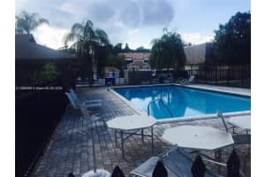 8209 Sw 24th St 19c, North Lauderdale