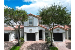 8069 Nw 108th Pl, Doral