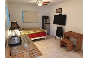 2452 Madison St B Hollywood, FL 33020 - MLS#A11881129