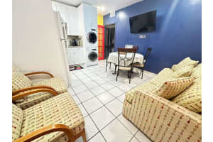 935 SW 11th Ave 1st floor, Miami, FL 33130, - MLS#A11881145