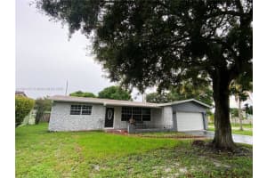 4801 Washington St Hollywood, FL 33021 - MLS#A11881167