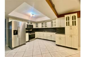 4801 Washington St Hollywood, FL 33021 - MLS#A11881167