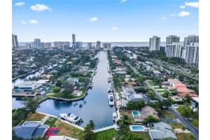 496 Holiday Dr Hallandale Beach, FL 33009 - MLS#A11881169