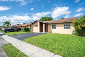 9591 W Heather Ln Miramar, FL 33025 - MLS#A11881183
