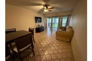 5915 Washington St 116 Hollywood, FL 33023 - MLS#A11881205