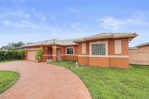 8883 Nw 174th Ter Hialeah, FL 33018 - MLS#A11881209