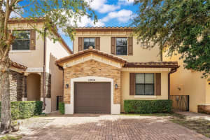5904 Nw 46th Ln, Tamarac