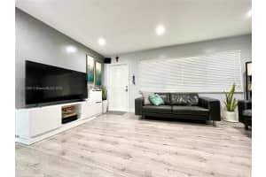 3860 Nw 59th Ave Virginia Gardens, FL 33166 - MLS#A11881269