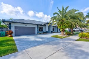 15750 Sw 45th St Miami, FL 33185 - MLS#A11881275