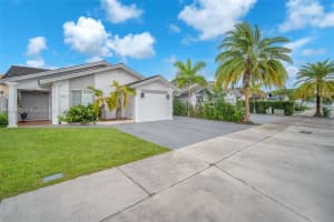 16834 Nw 70th Ave Hialeah, FL 33015 - MLS#A11881276