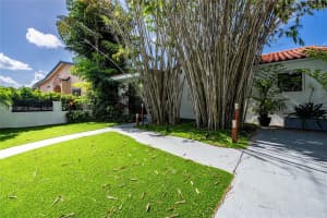 1360 Sw 16th St Miami, FL 33145 - MLS#A11881301