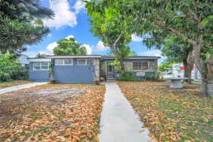 551 Nw 183rd St Miami Gardens, FL 33169 - MLS#A11881316