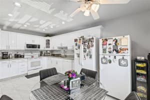 1621 Nw 20th Ave 203 Delray Beach, FL 33445 - MLS#A11881317