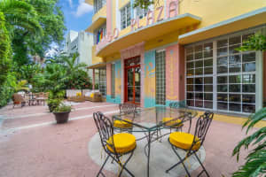 1051 Meridian Ave 1-a Miami Beach, FL 33139 - MLS#A11881328