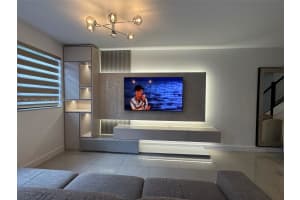 7910 Nw 105th Ave 7910 Doral, FL 33178 - MLS#A11881363