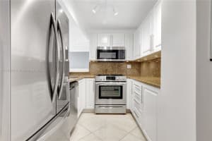1600 Se 15th St 305 Fort Lauderdale, FL 33316 - MLS#A11881381