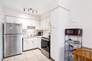1824 Monroe St 10 Hollywood, FL 33020 - MLS#A11881398