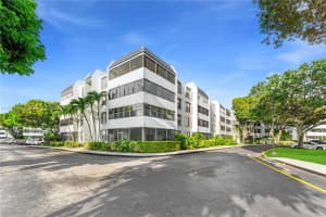 10852 N Kendall Dr 203 Miami, FL 33176 - MLS#A11881439