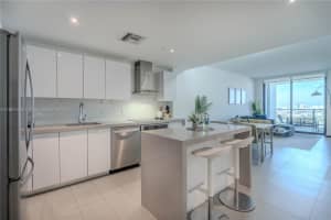 1600 Ne 1st Ave 1412, Miami