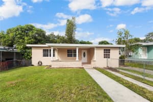 750 Nw 24th Ave Miami, FL 33125 - MLS#A11881491