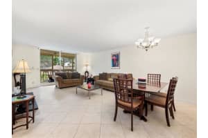 1001 Ne 14th Ave 207, Hallandale Beach