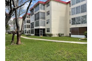 3001 Nw 48th Ave 440 Lauderdale Lakes, FL 33313 - MLS#A11881571