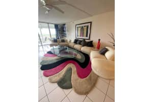 3507 Oaks Way 804 Pompano Beach, FL 33069 - MLS#A11881594