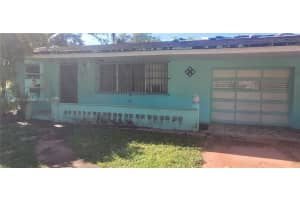610 Ne 164th Ter, Miami