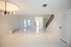 2714 Ne 8th St 2714 Hallandale Beach, FL 33009 - MLS#A11881669