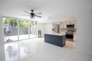 2714 Ne 8th St 2714 Hallandale Beach, FL 33009 - MLS#A11881669