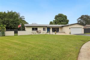 2300 Nw 114th Ave Pembroke Pines, FL 33026 - MLS#A11881680
