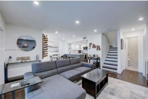 6840 Sw 45th Ln 258 (#6), Miami