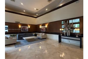 3400 Ne 192nd St 2103, Aventura