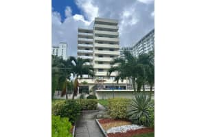 1621 Collins Ave 701 Miami Beach, FL 33139 - MLS#A11881764