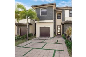 15809 Nw 91st Ct, Miami Lakes
