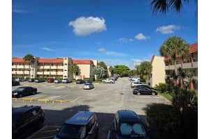 2831 E Sunrise Lakes Dr 208, Sunrise