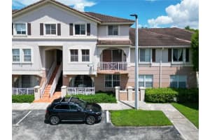 8826 W Flagler St 113, Miami