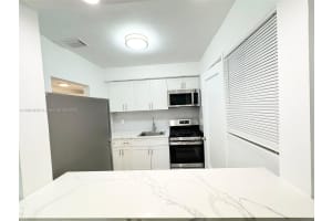 7435 Byron Ave 2 Miami Beach, FL 33141 - MLS#A11881835