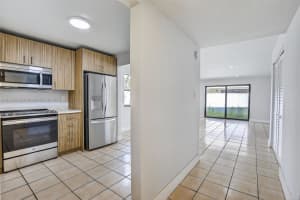 1721 Sw 40th Ter B Fort Lauderdale, FL 33317 - MLS#A11881838