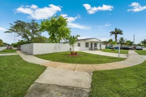 20181 Nw 14th Pl Miami Gardens, FL 33169 - MLS#A11881888