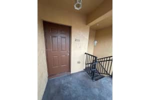 1650 Ne 33rd Ave 205-7 Homestead, FL 33033 - MLS#A11881899