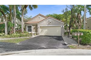 1051 Nw 108th Ave Plantation, FL 33322 - MLS#A11881915