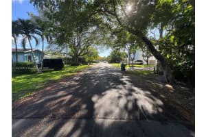 8920 Sw 157th St Palmetto Bay, FL 33157 - MLS#A11881925