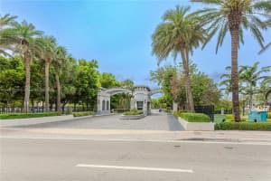 231 Poinciana Dr Sunny Isles Beach, FL 33160 - MLS#A11881929