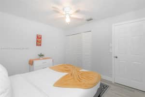 201 Columbus Pkwy A Hollywood, FL 33021 - MLS#A11881937