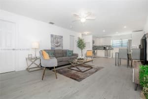 201 Columbus Pkwy B Hollywood, FL 33021 - MLS#A11881940