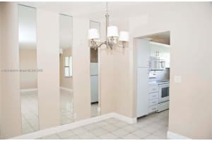 270 Layne Blvd 305 Hallandale Beach, FL 33009 - MLS#A11881949