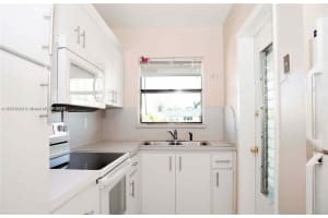 270 Layne Blvd 305 Hallandale Beach, FL 33009 - MLS#A11881949