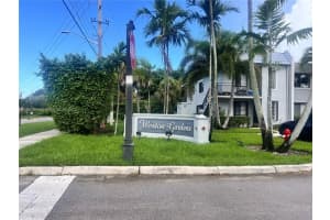 16531 Blatt Blvd 103, Weston