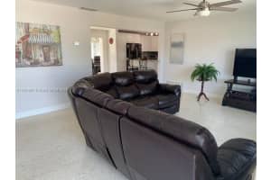 10610 Nw 22nd St Pembroke Pines, FL 33026 - MLS#A11881981